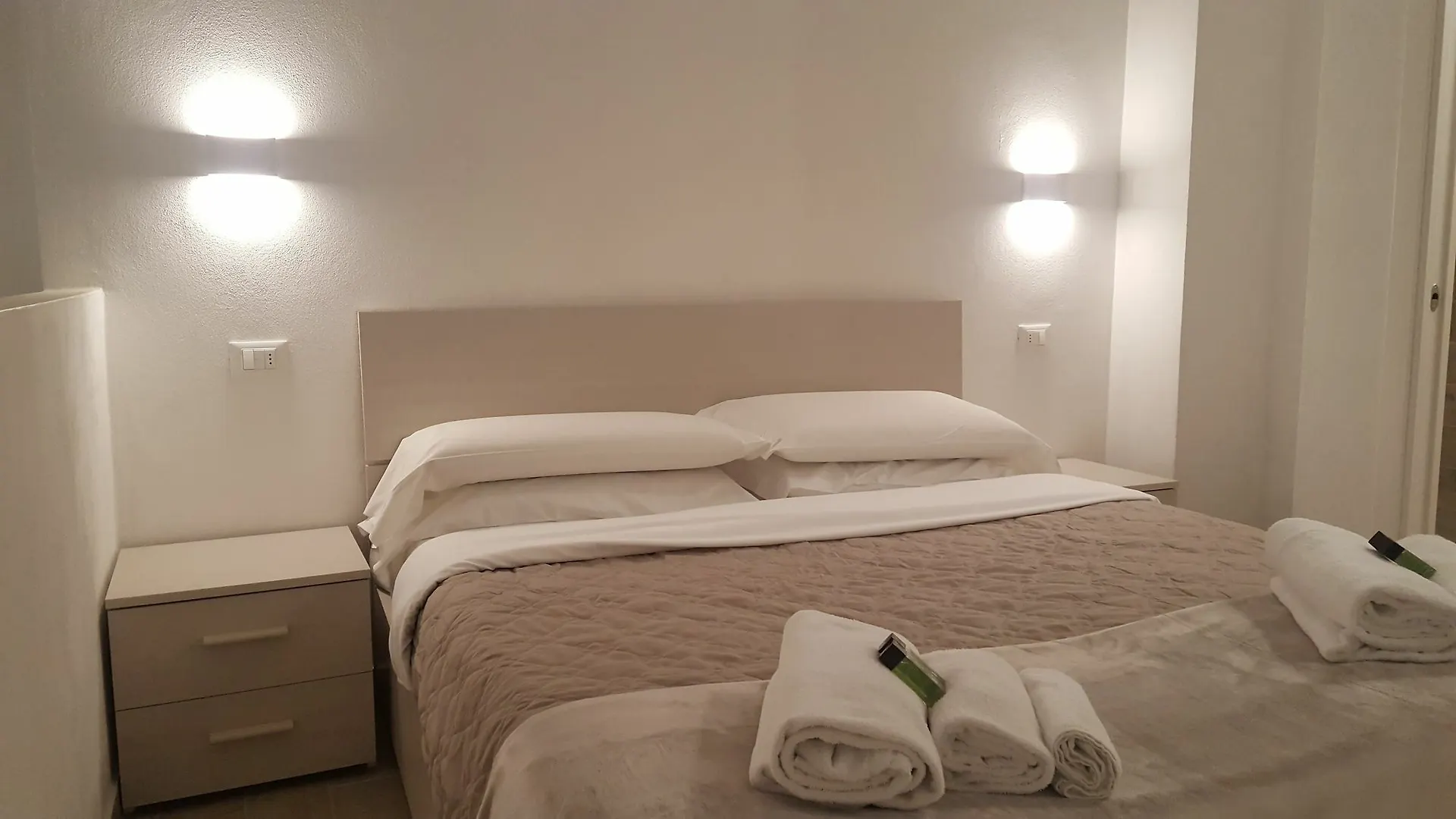 Verona4Rent Cadrega Italy