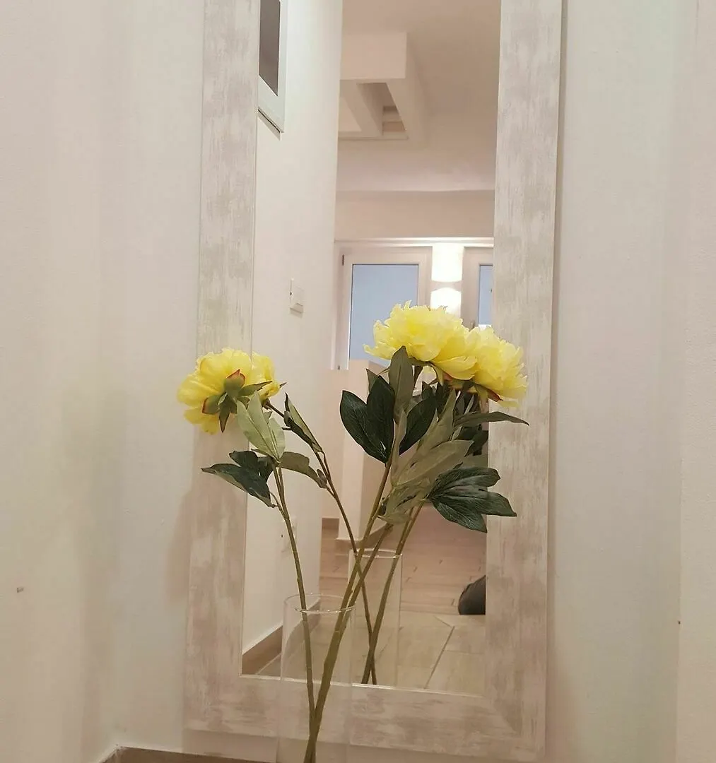 Apartment Verona4Rent Cadrega Italy